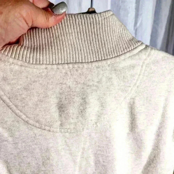 Orvis  Men's Size M long sleeve white 1/4 zip mock neck sweatshirt embroidered - Picture 11 of 13